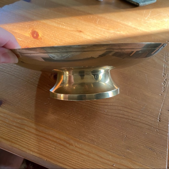 Vintage enameled brass footed bowl decorative dragonfly lily pond - Picture 2 of 3